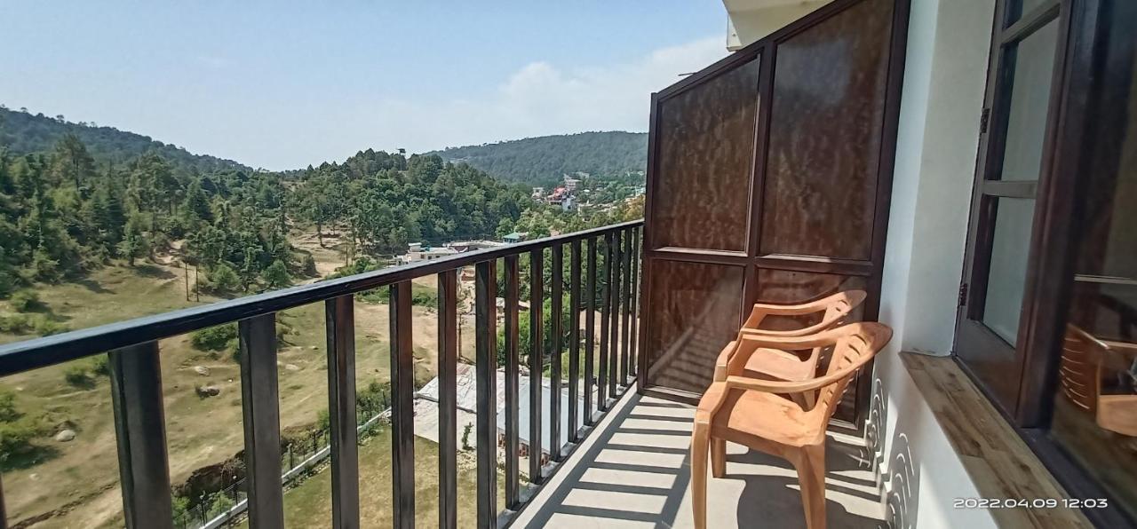 Hotel Forest View Dalhousie, Banikhet Exterior photo