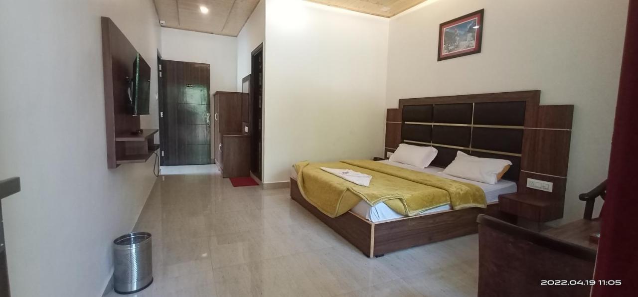 Hotel Forest View Dalhousie, Banikhet Exterior photo