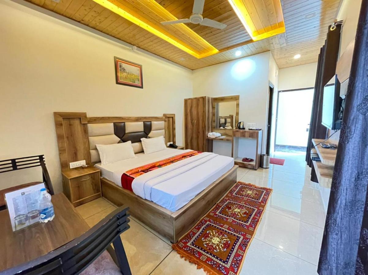 Hotel Forest View Dalhousie, Banikhet Exterior photo