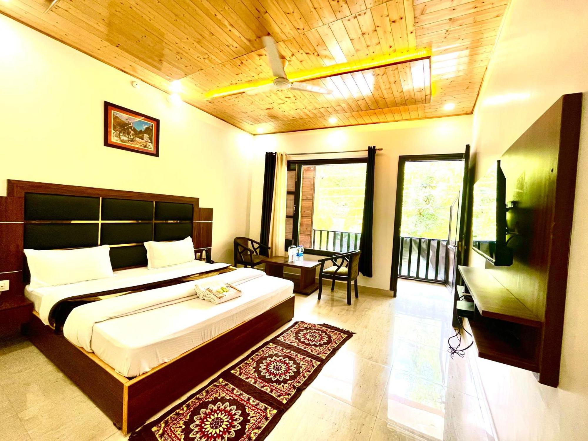 Hotel Forest View Dalhousie, Banikhet Exterior photo