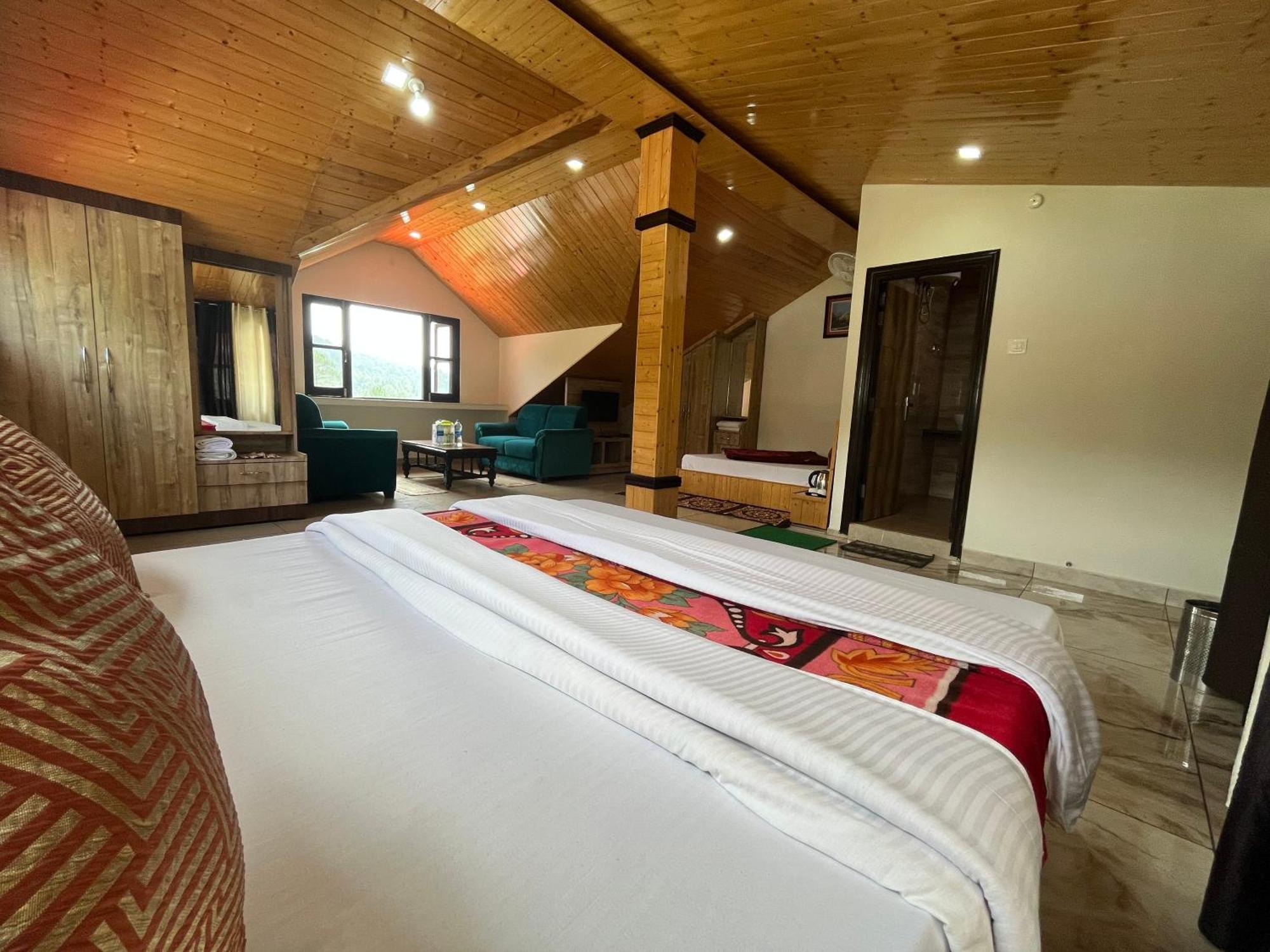 Hotel Forest View Dalhousie, Banikhet Exterior photo